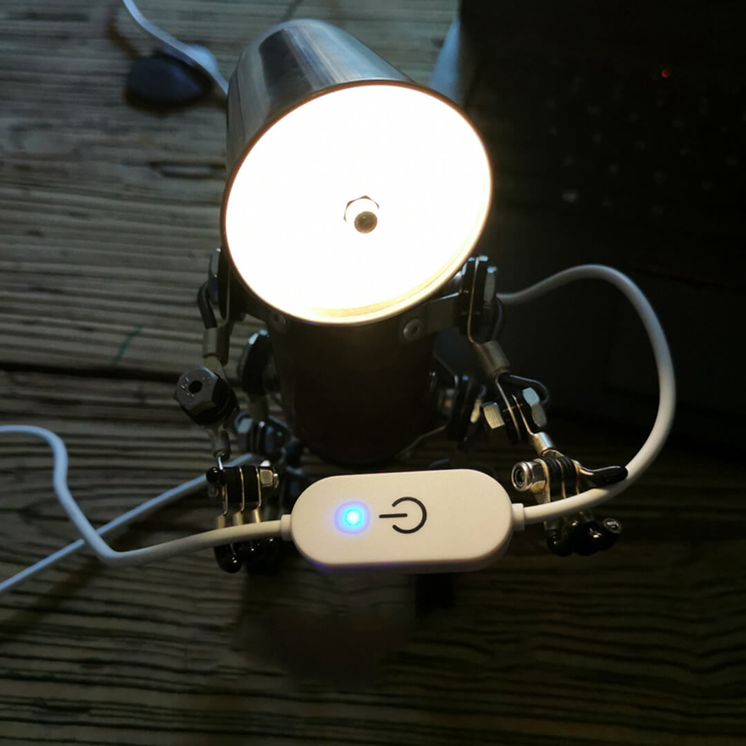 Lampe Robot Instrument Trompette Steampunk