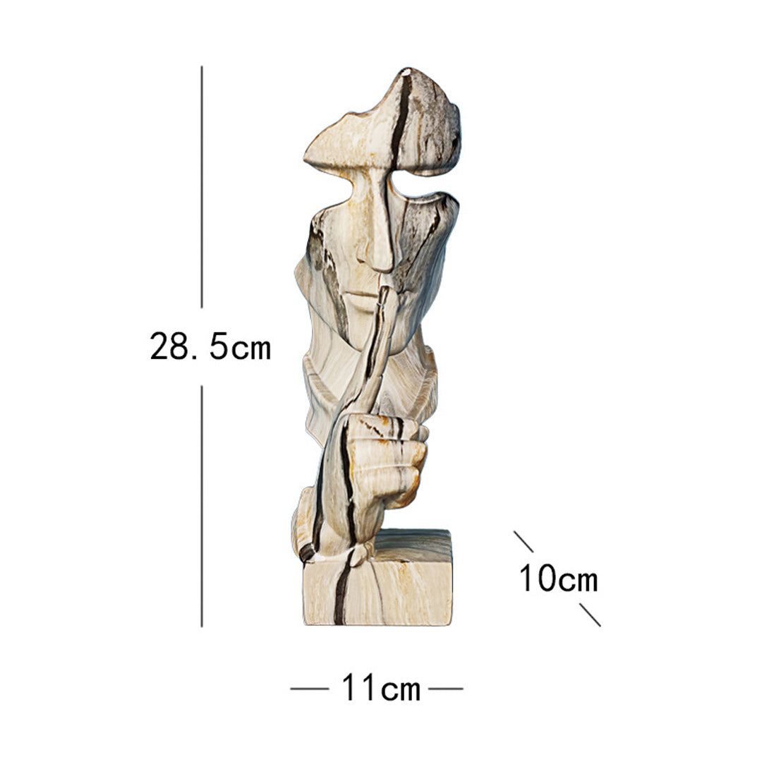 El silencio es estatuas de oro