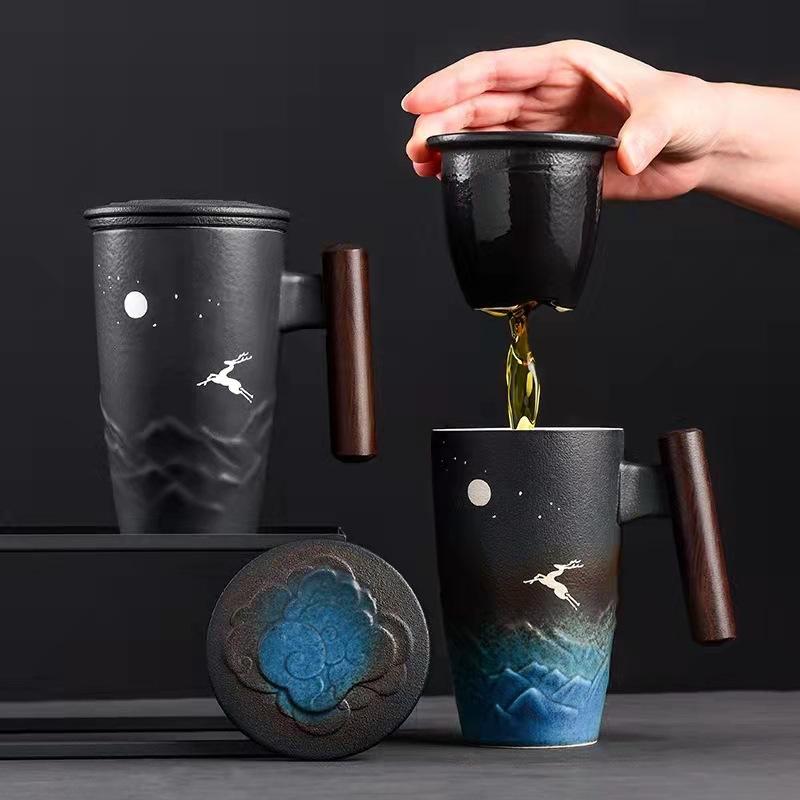 Elch und Mond Kaffee & Tee hohe Tasse