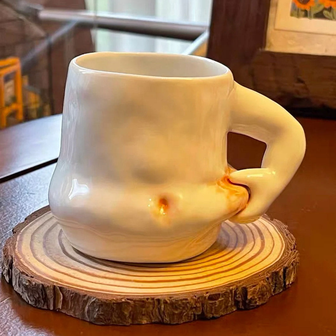 Tazza in ceramica fatta a mano