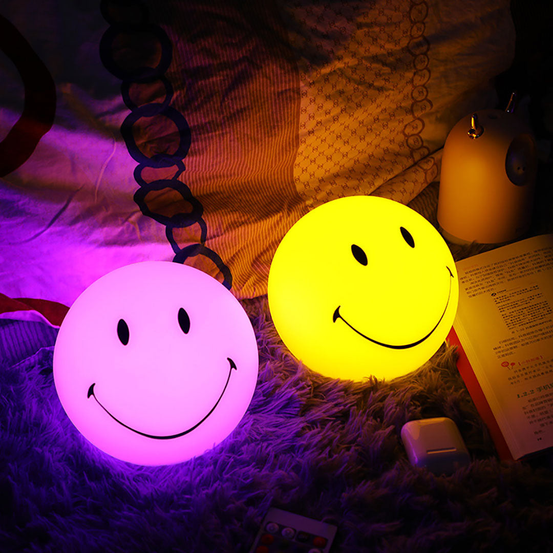 Smiling Face Lamp