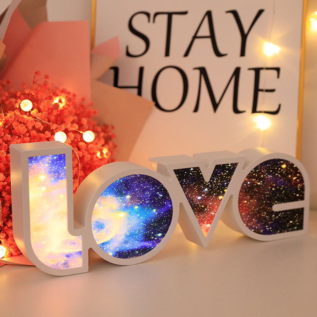 Luce notturna a LED "amore".