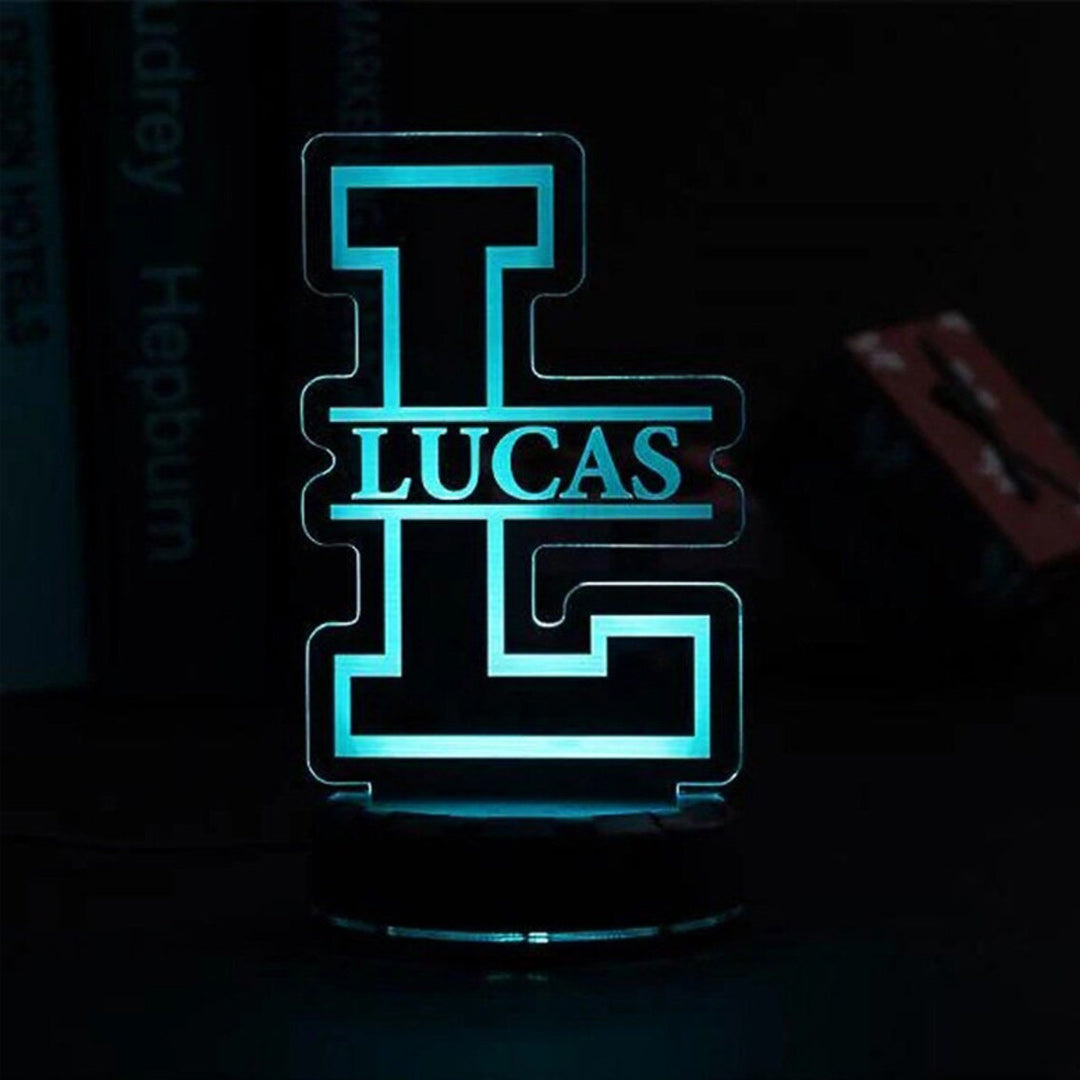 Luz de noche con letra de nombre personalizada