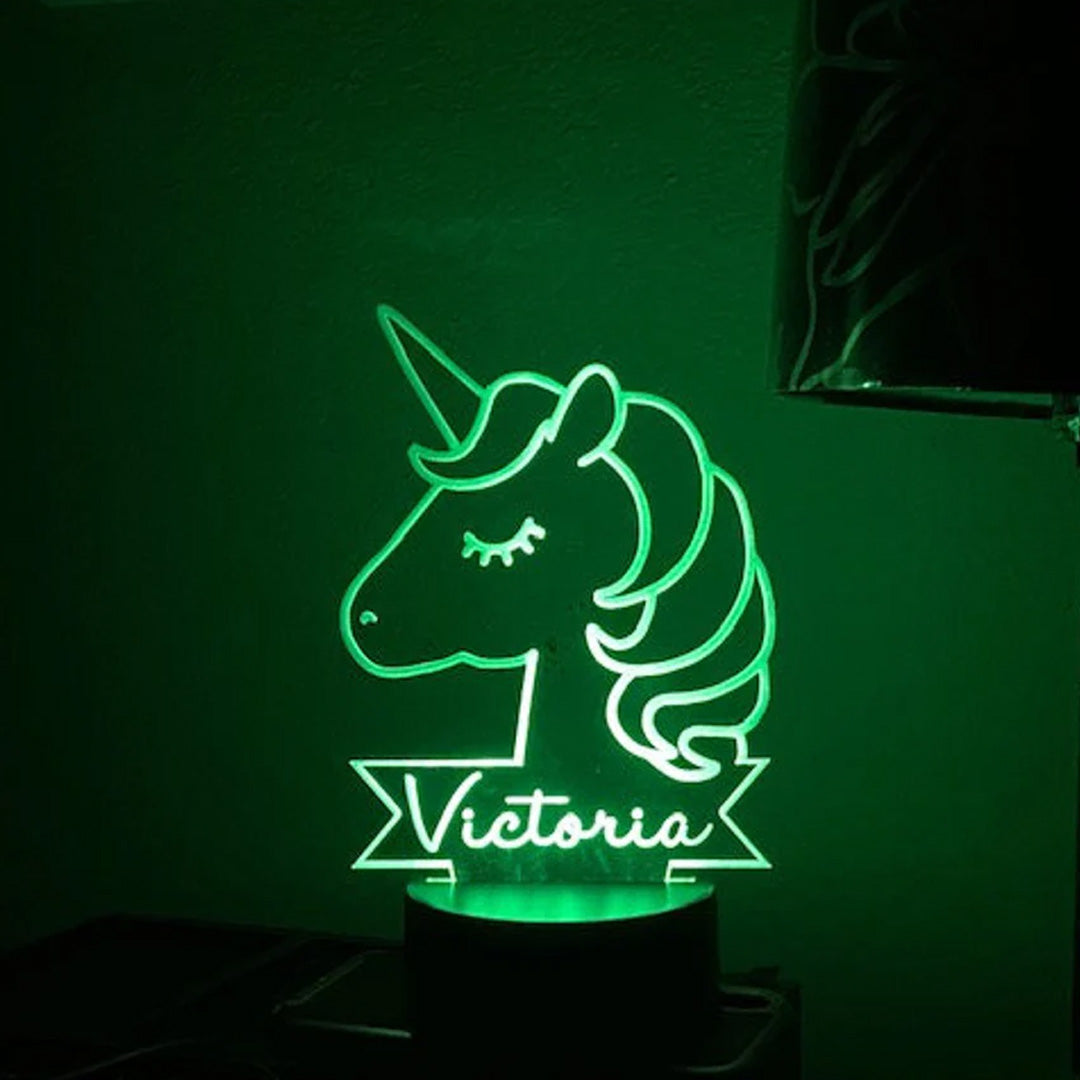 Luce notturna personalizzata con unicorno