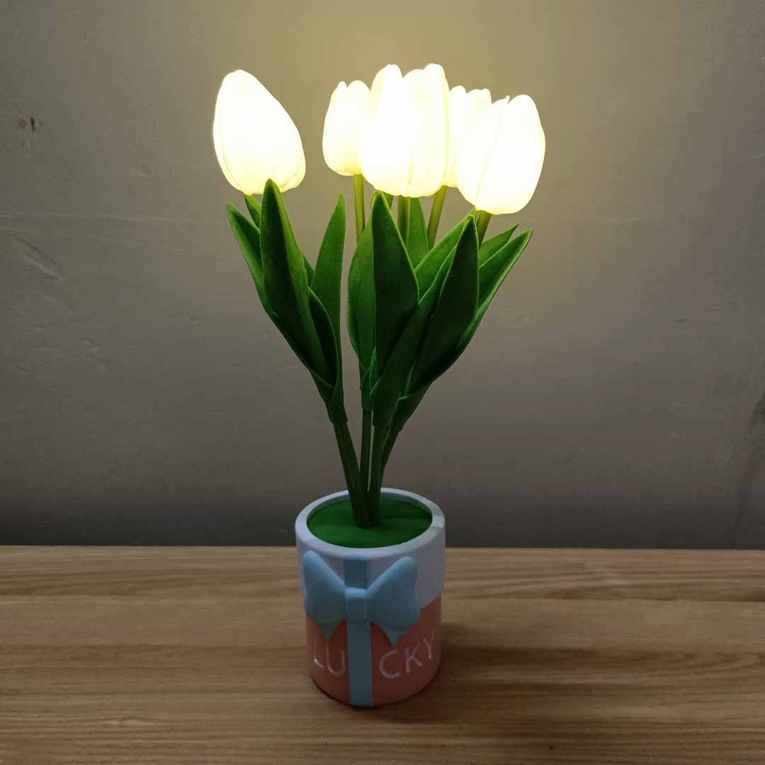 Lucky Tulip LED Lamp