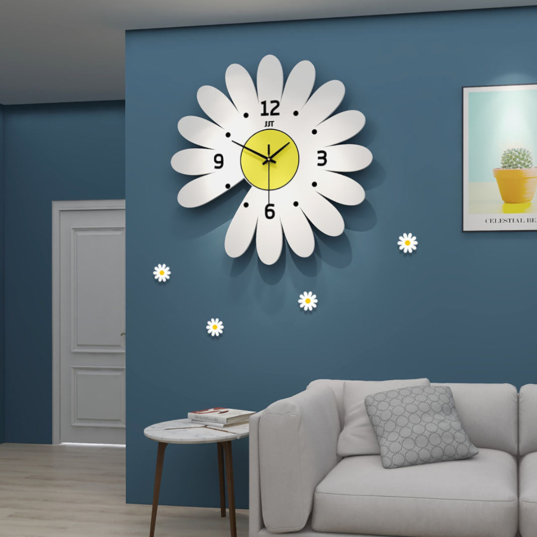 Gänseblümchen-Uhr mit Wandaufkleber