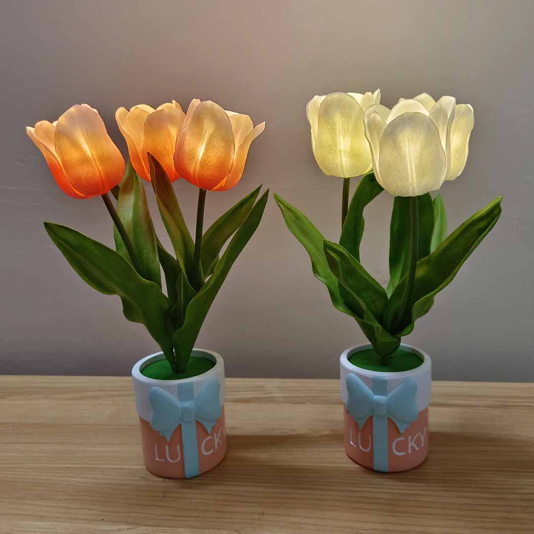 Lucky Tulip LED Lamp