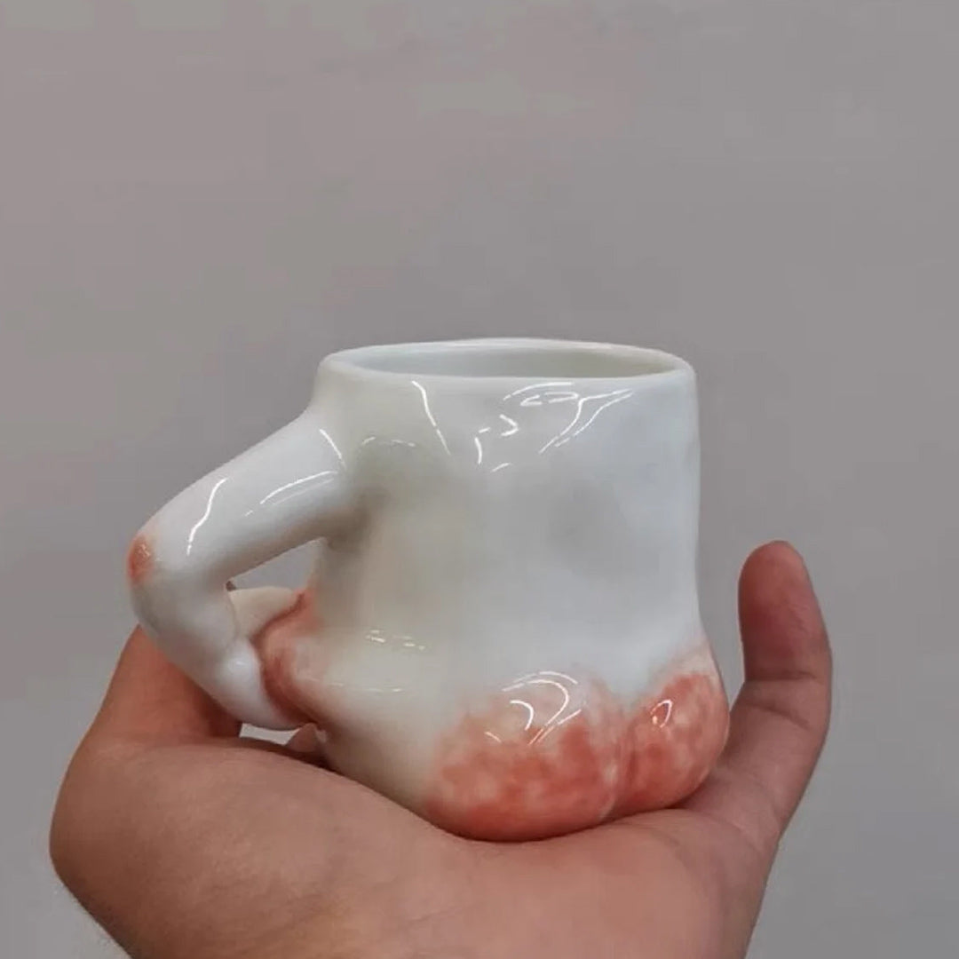 Tazza in ceramica fatta a mano