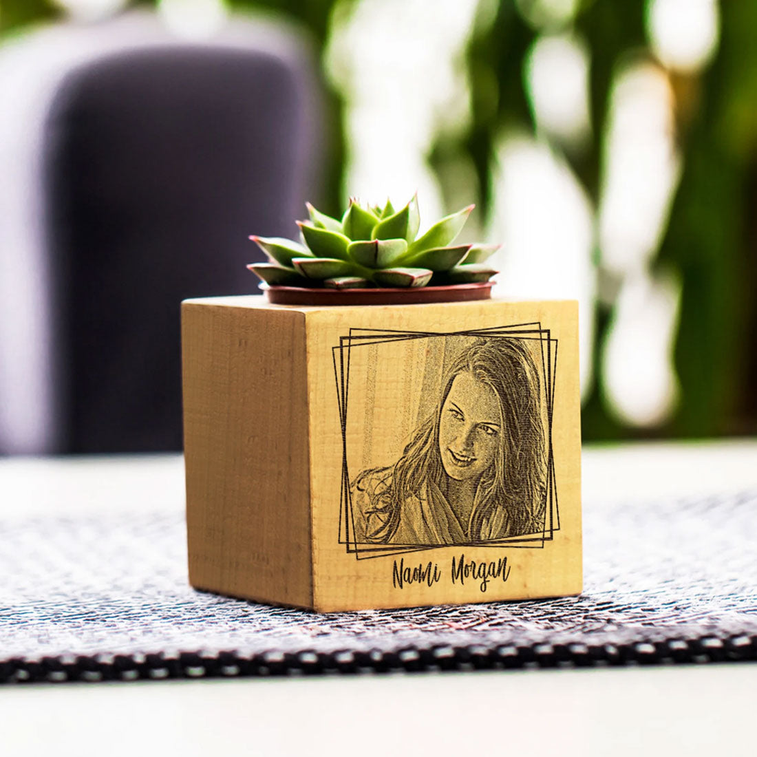 Personalized Pots with Engraved Photo
