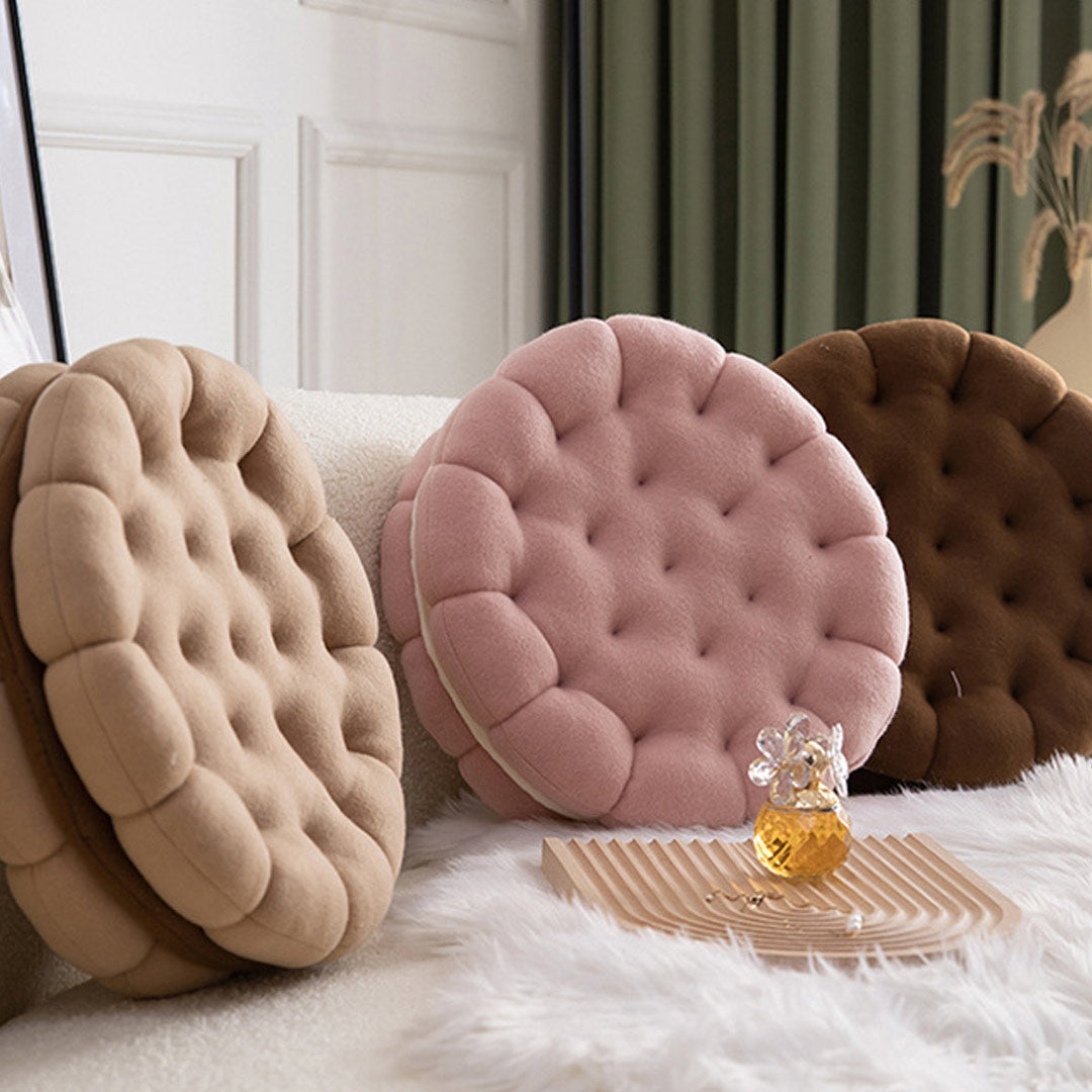 Biscuit Shaped Decorative Round Throw Pillow