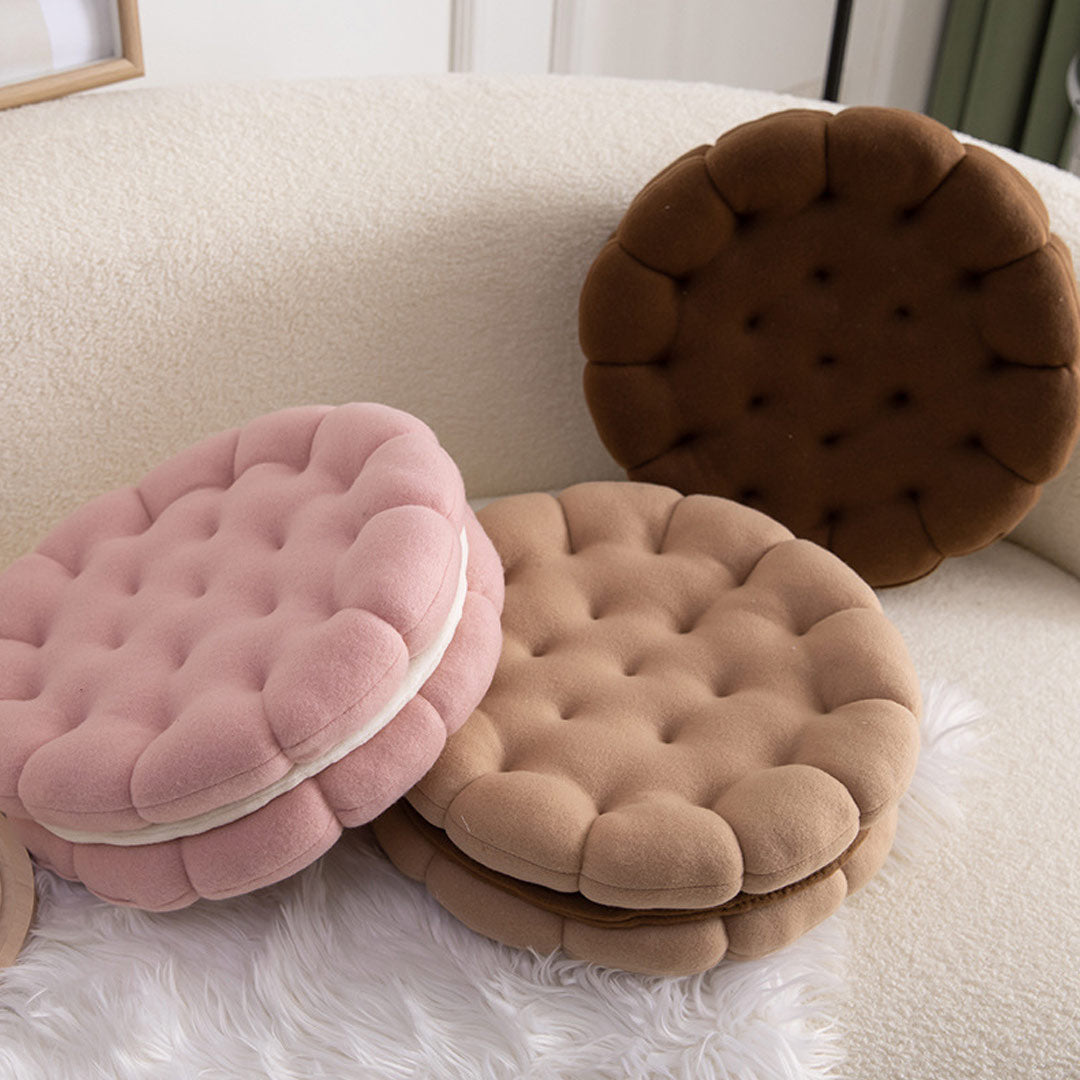 Biscuit Shaped Decorative Round Throw Pillow