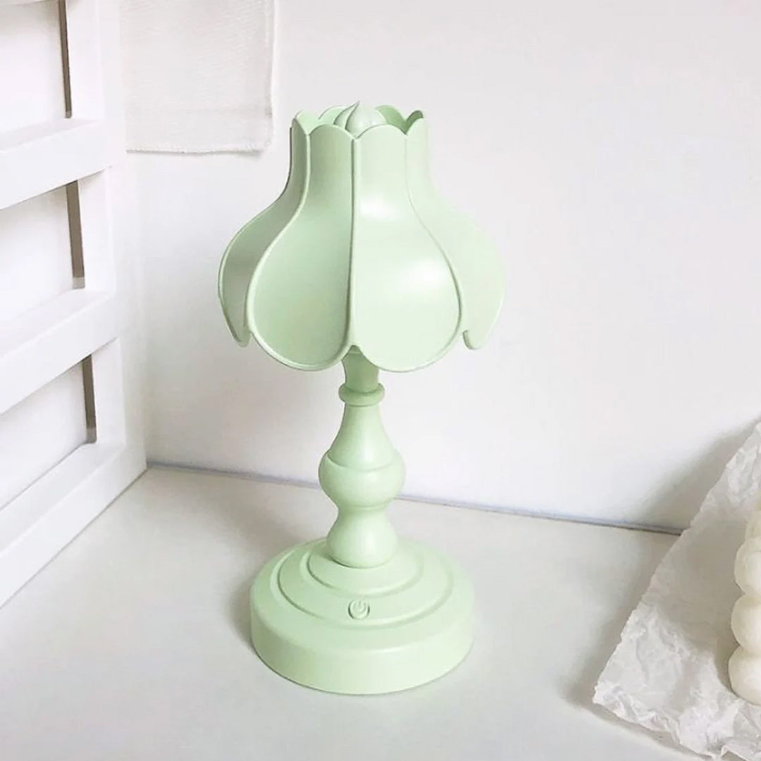 Linda lámpara de mesa vintage