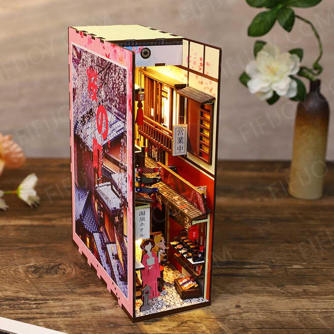 🌸Sakura Alley 3D DIY Book Nook Kit