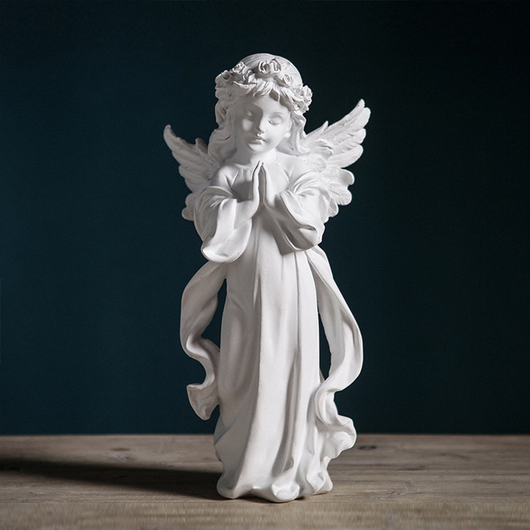 Statue d'ange en prière