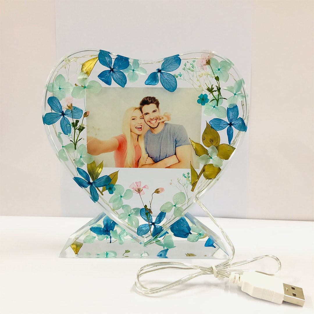 Heart Shape Flowers Photo Frame Light