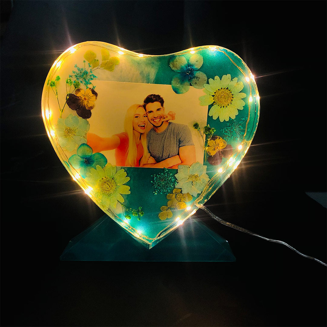 Heart Shape Flowers Photo Frame Light