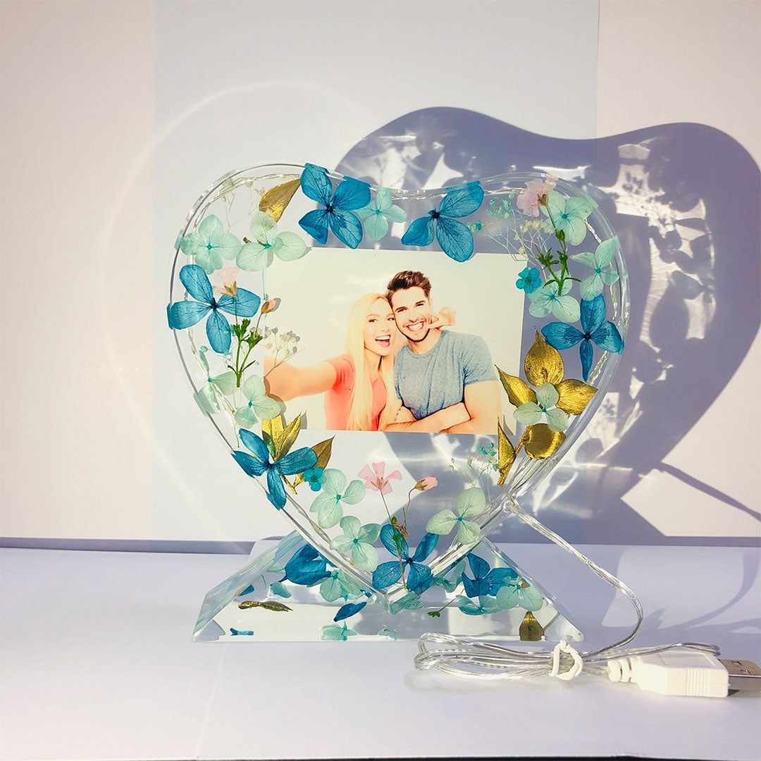 Heart Shape Flowers Photo Frame Light