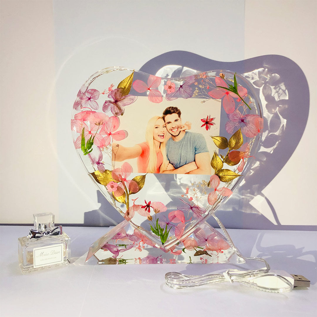 Heart Shape Flowers Photo Frame Light