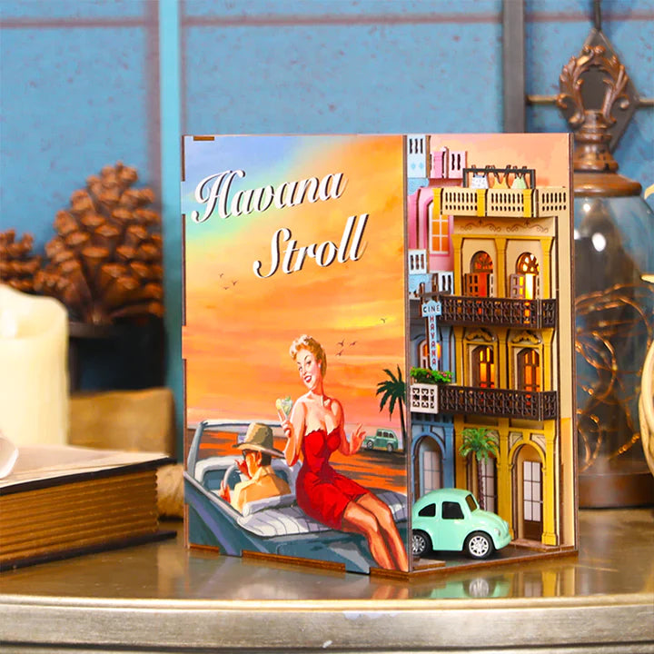 Havana Stroll Book Nook 3D Wooden Puzzle