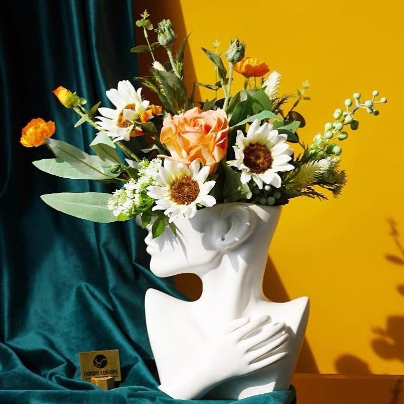 Dame-Portrait-Vase