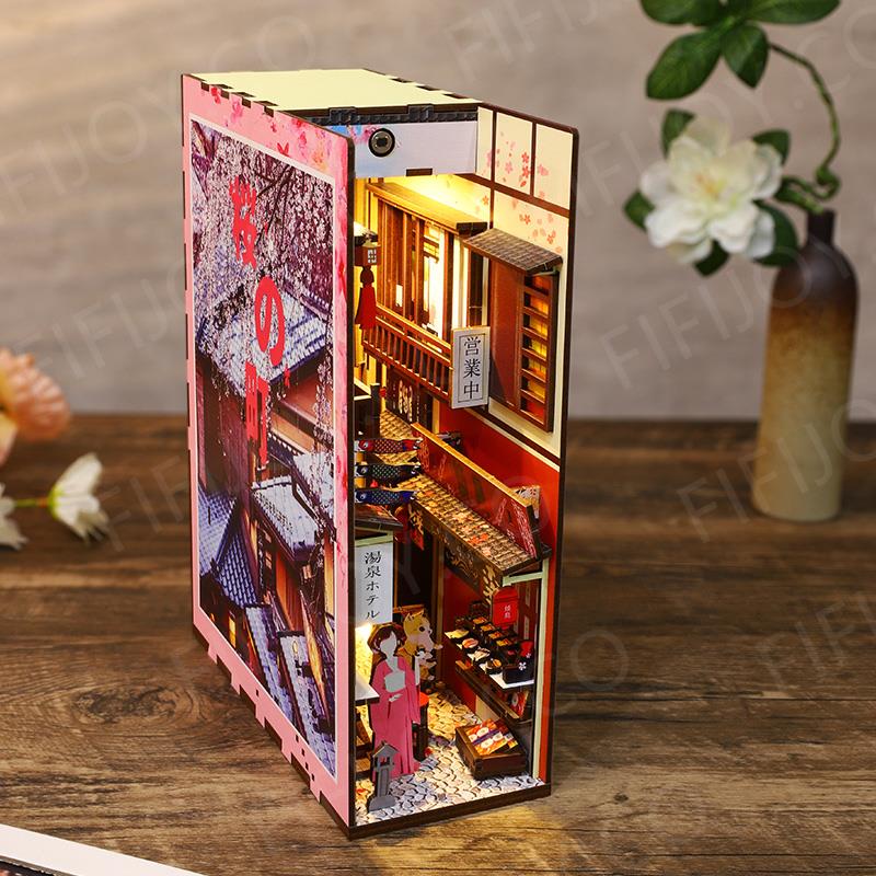 🌸Sakura Alley 3D DIY Book Nook Kit