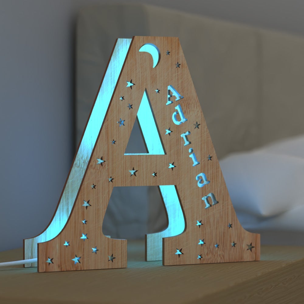 Luz nocturna personalizada con letras de madera