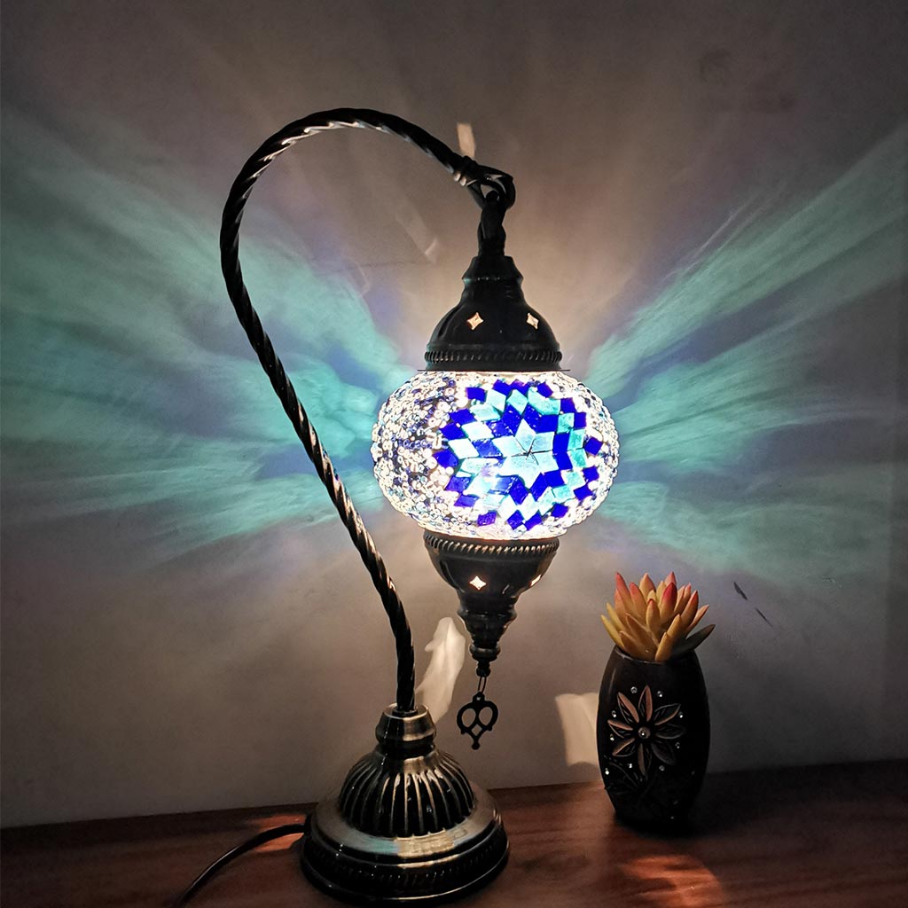 Lámpara de mesa de cuello de cisne de mosaico marroquí