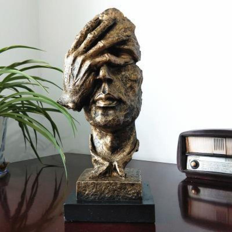 Facepalm-Statue