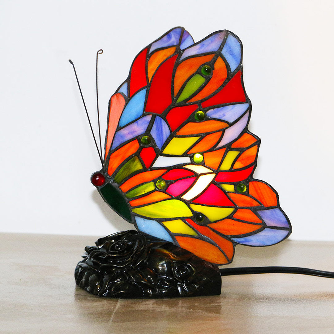 Lámpara de mesa con vitral Tiffany de mariposa