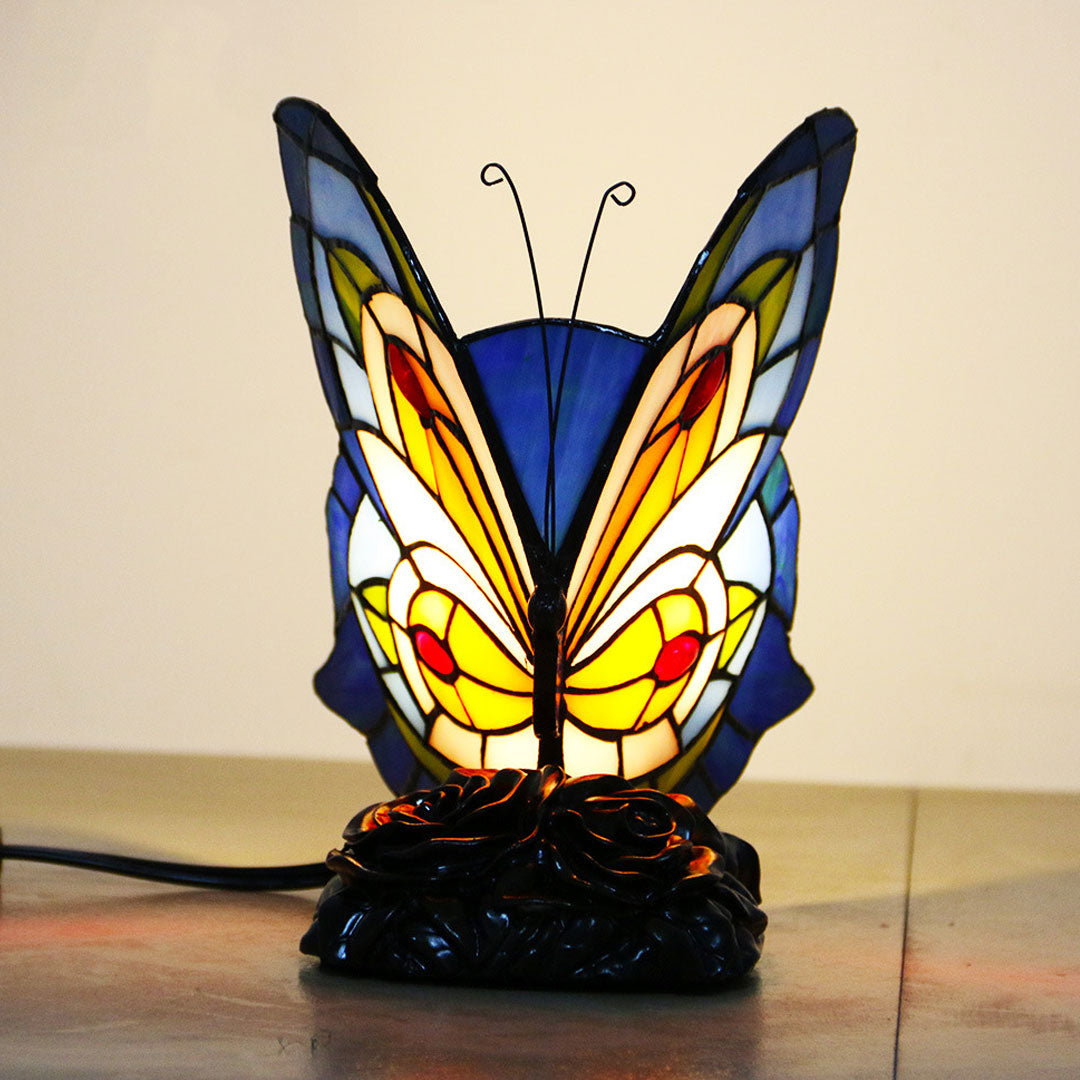 Lámpara de mesa con vitral Tiffany de mariposa