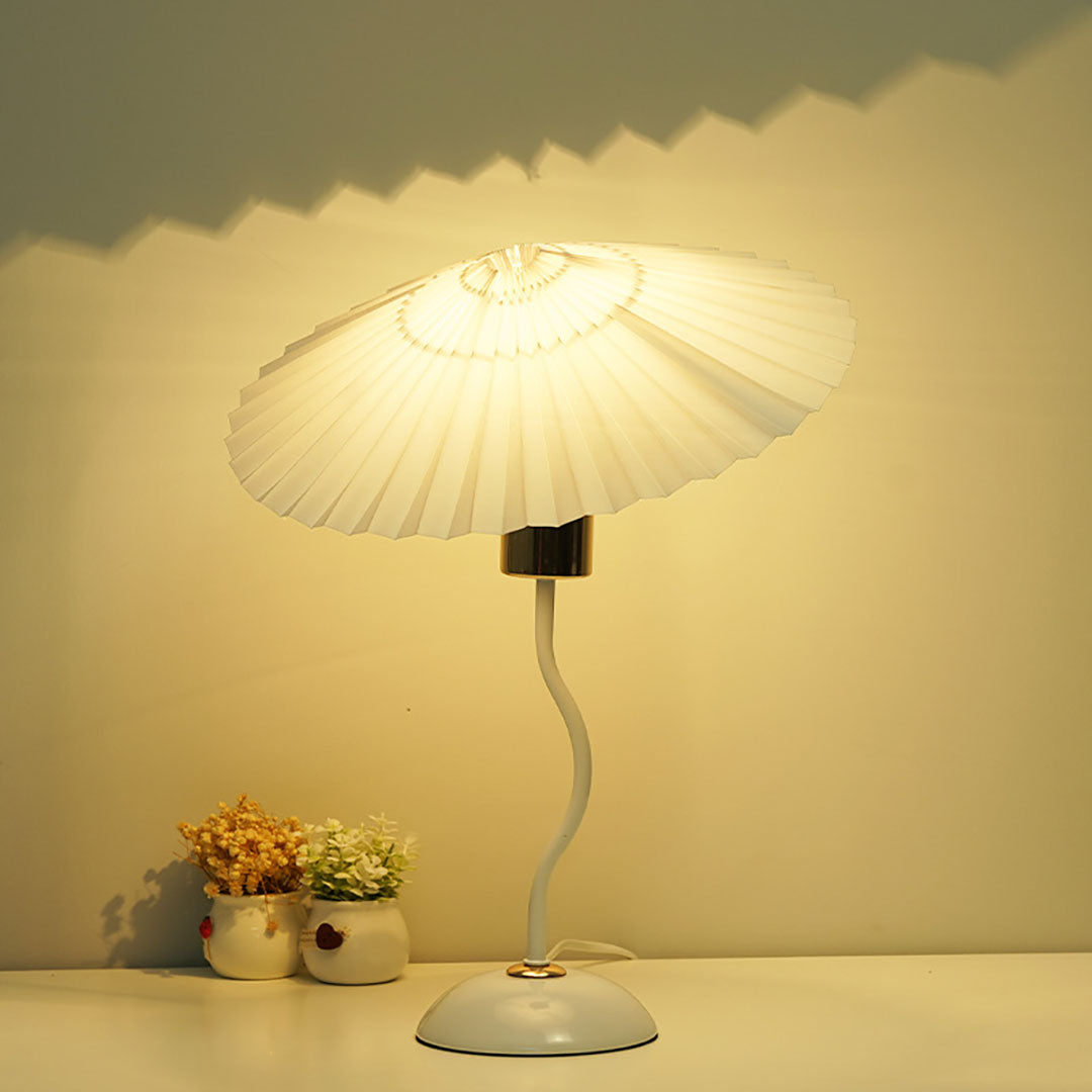 Umbrella Pleated Table Lamp