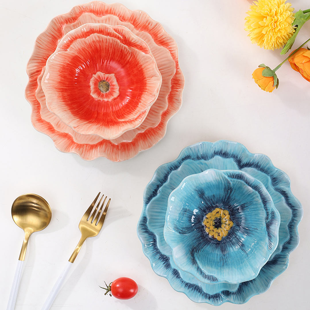 Cuencos y platos de flores