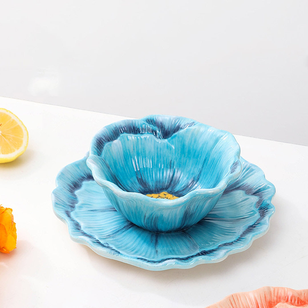 Cuencos y platos de flores