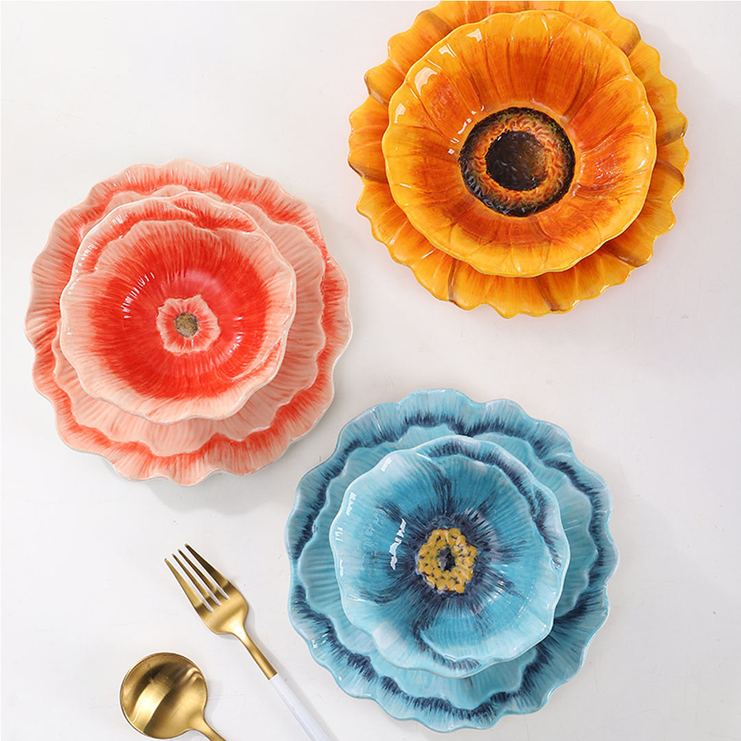 Cuencos y platos de flores