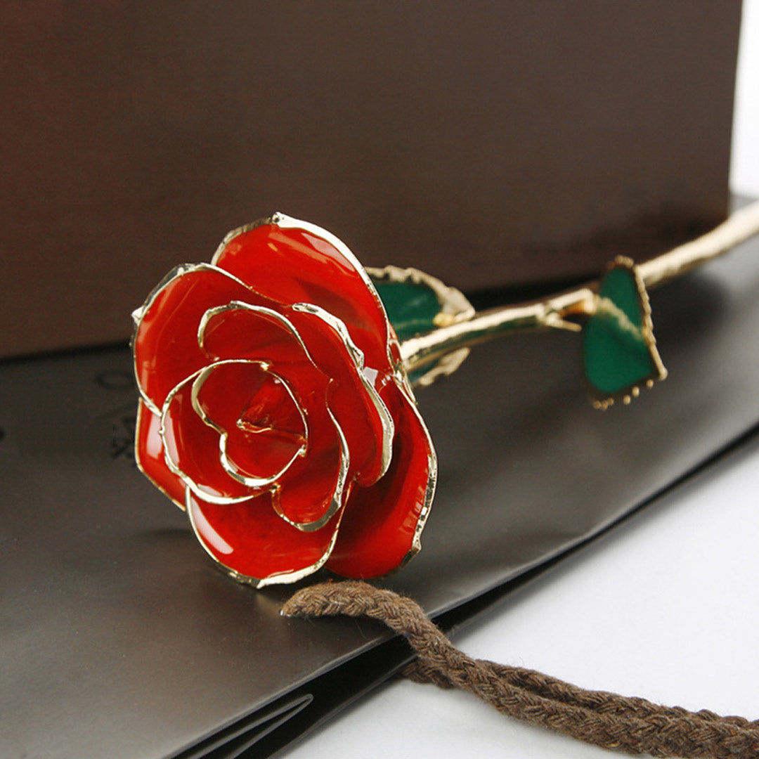 Rosa de oro de 24 quilates.