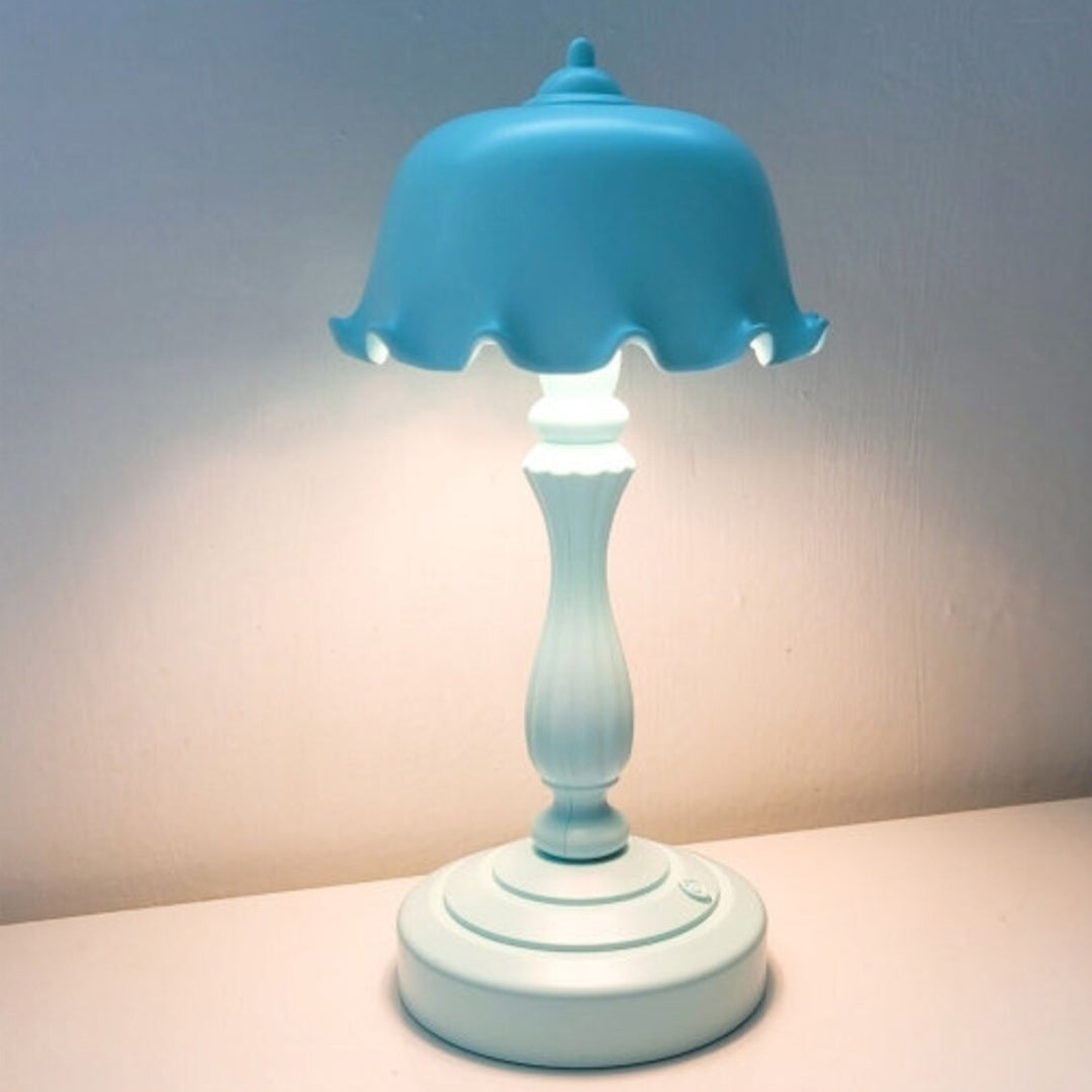 Linda lámpara de mesa vintage