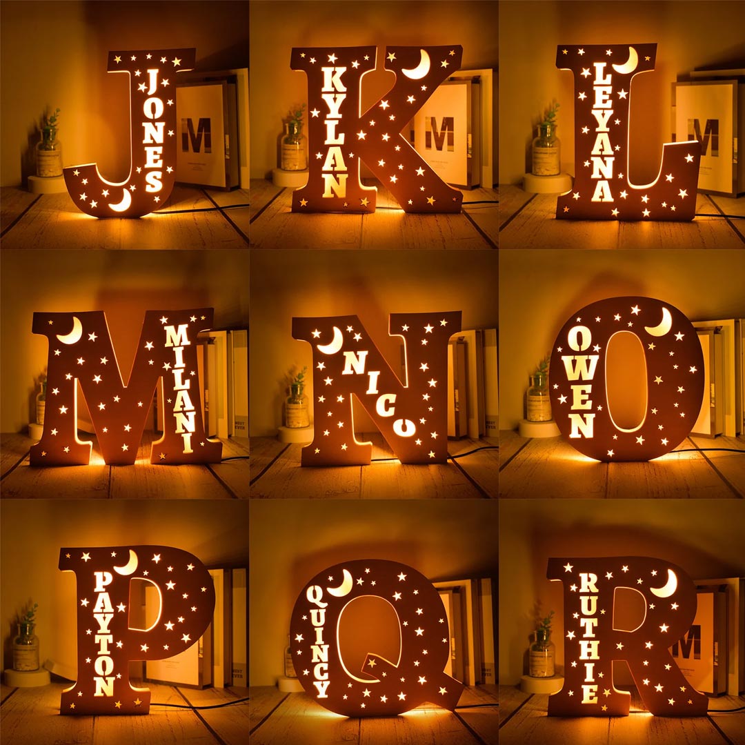 Lámpara personalizada con letras de madera Moon Stars