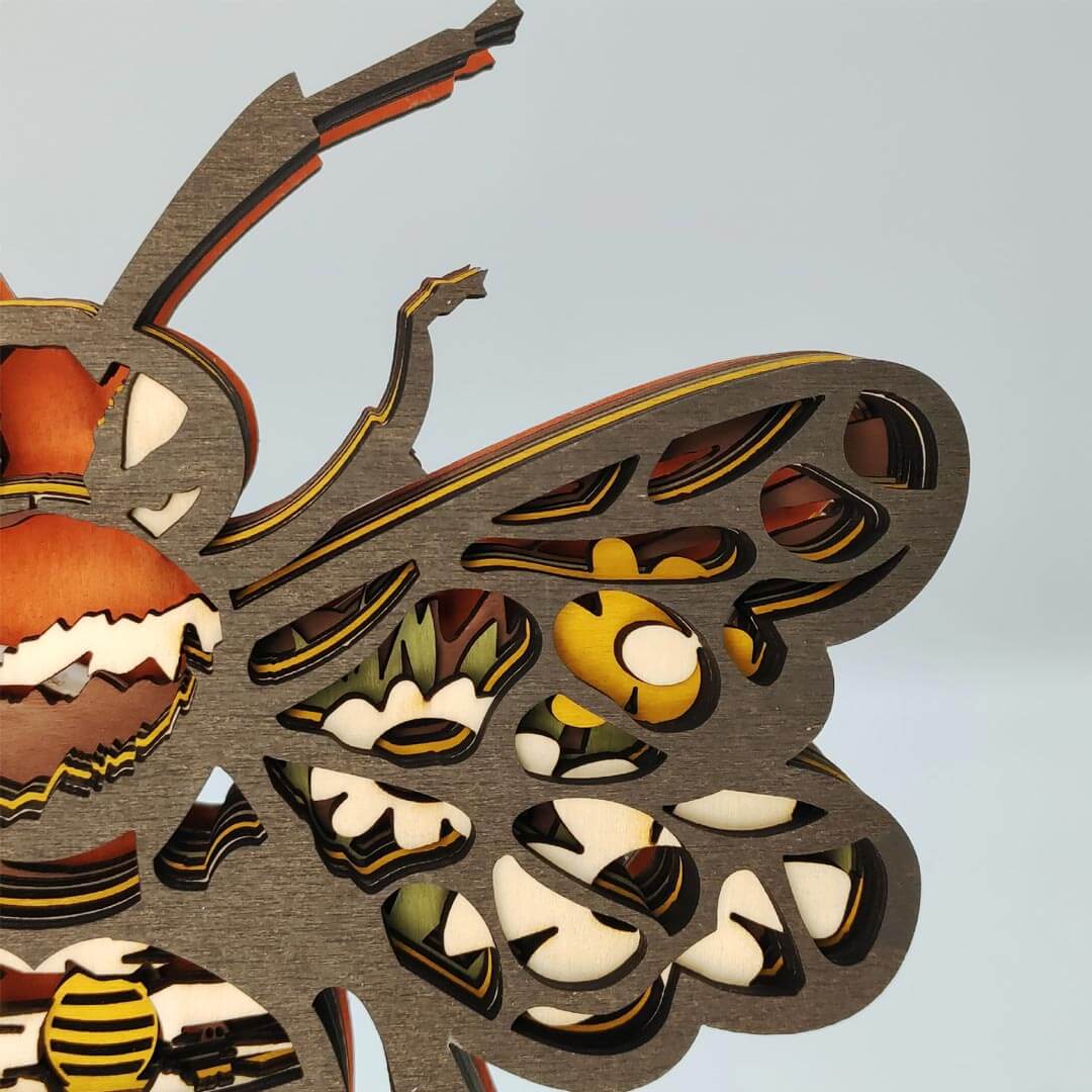 3D Wooden Bee Carving Handcraft