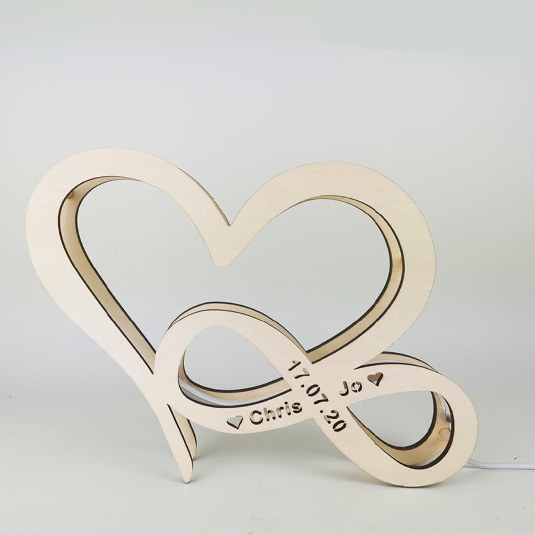 Lampada in legno Love personalizzata