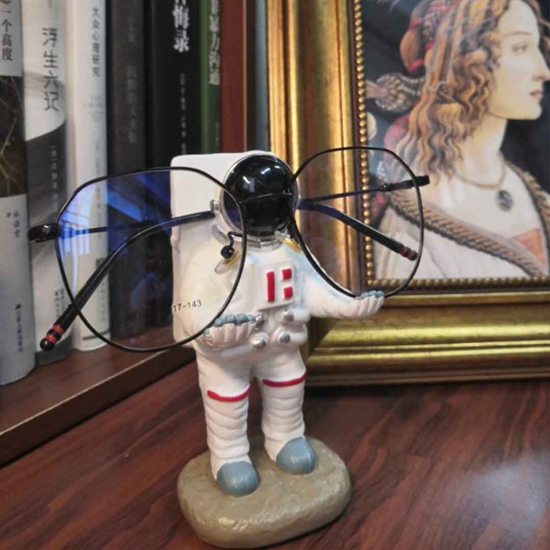 Astronaut Eyeglass Holder