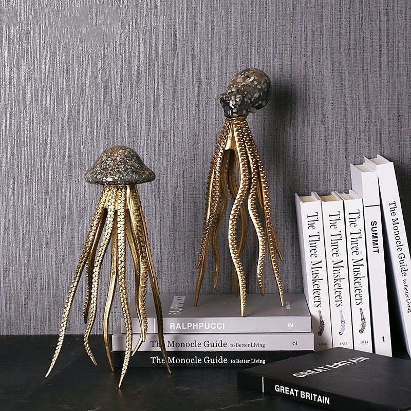 Luxuriöse Tischfigur mit Kraken und Quallen