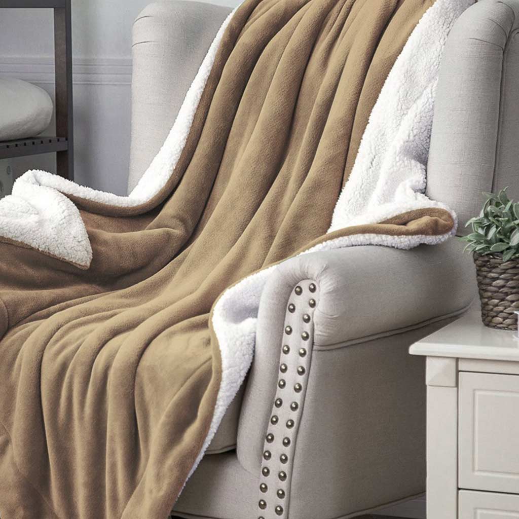 Solid Color Sherpa Fleece Blanket