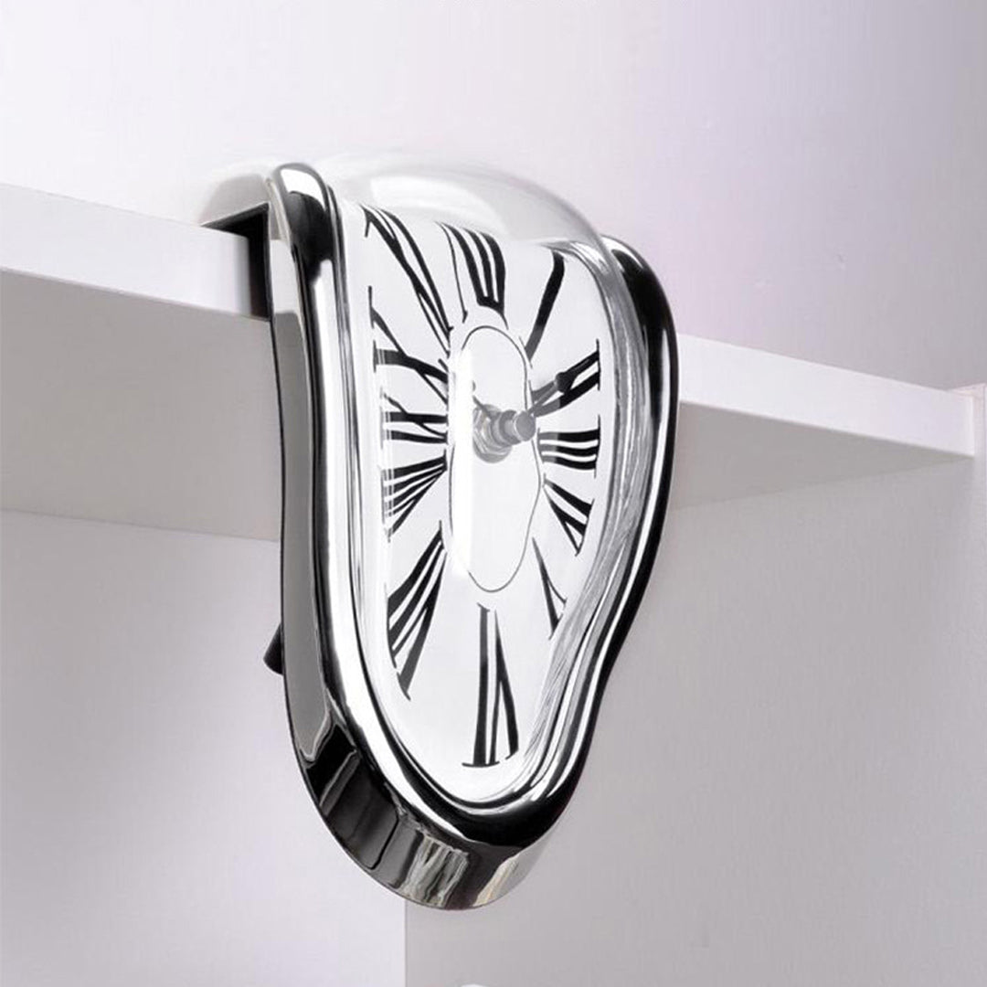 Verdrehte Uhr Schmelzende Uhr