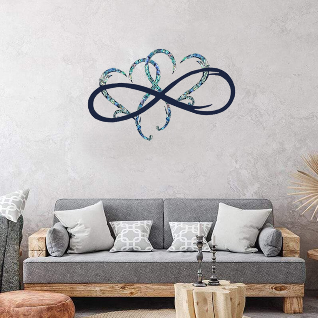 Decoración de pared de acero con corazón infinito