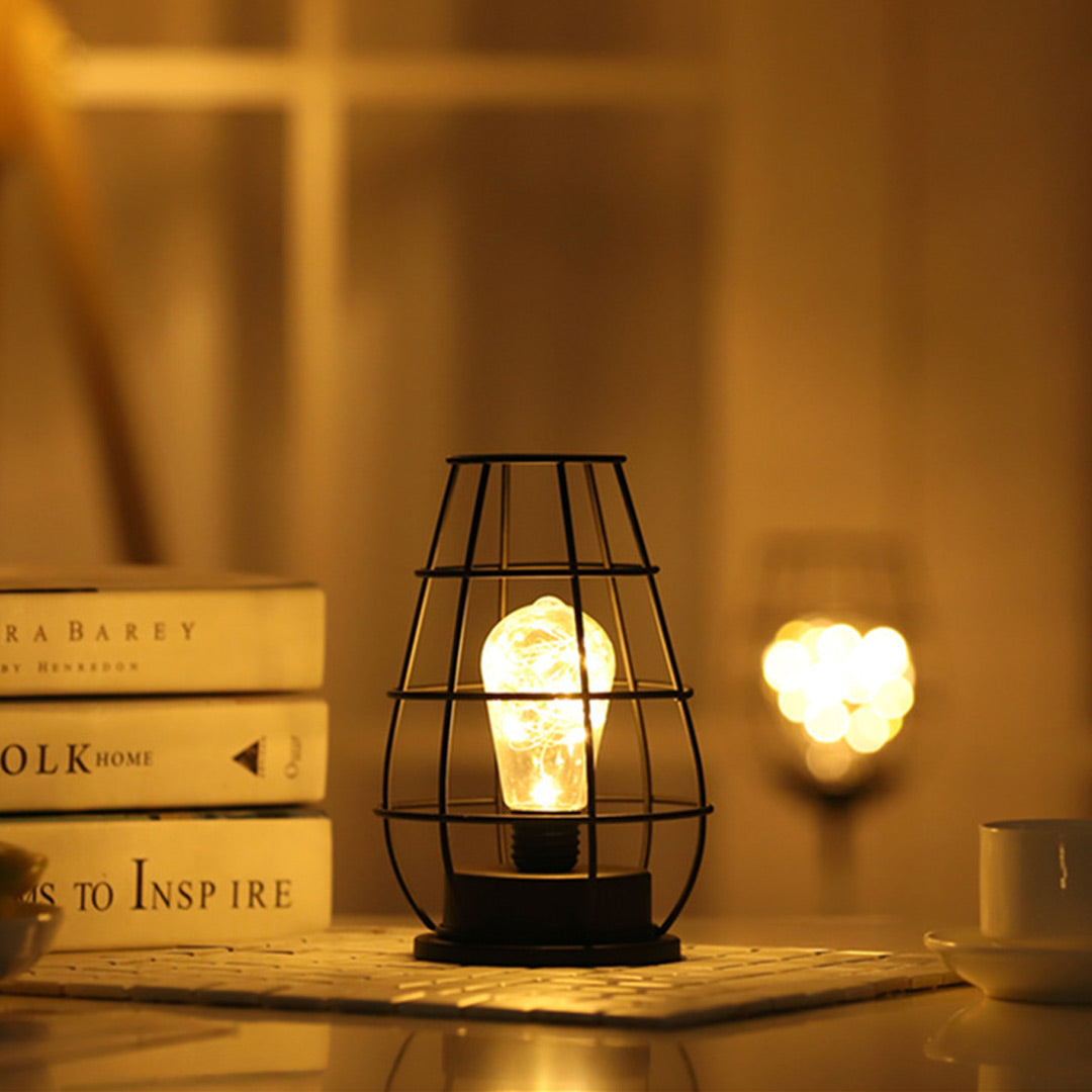 Lampada da tavolo creativa a LED in ferro battuto
