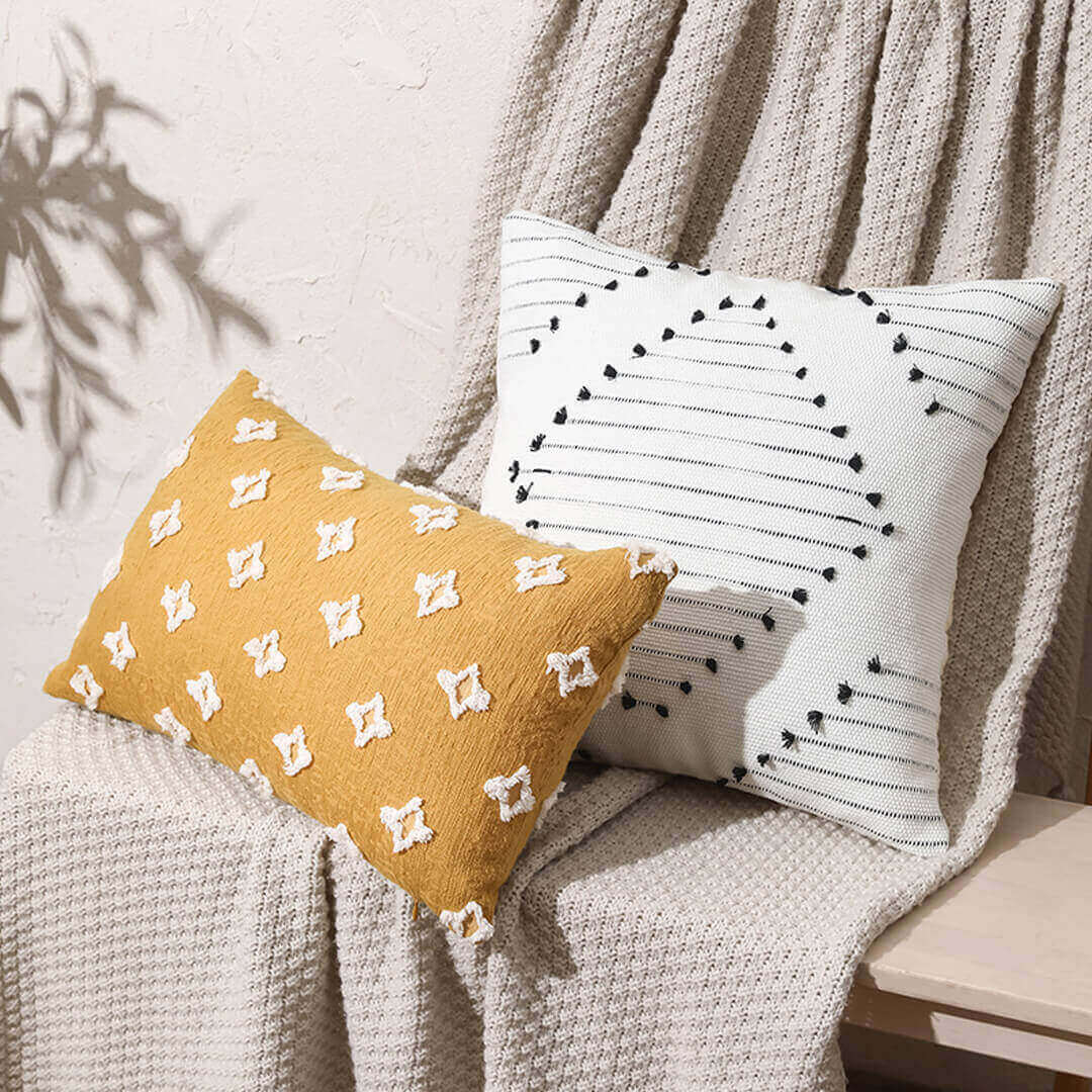 Fundas de almohadas bordadas con mechones