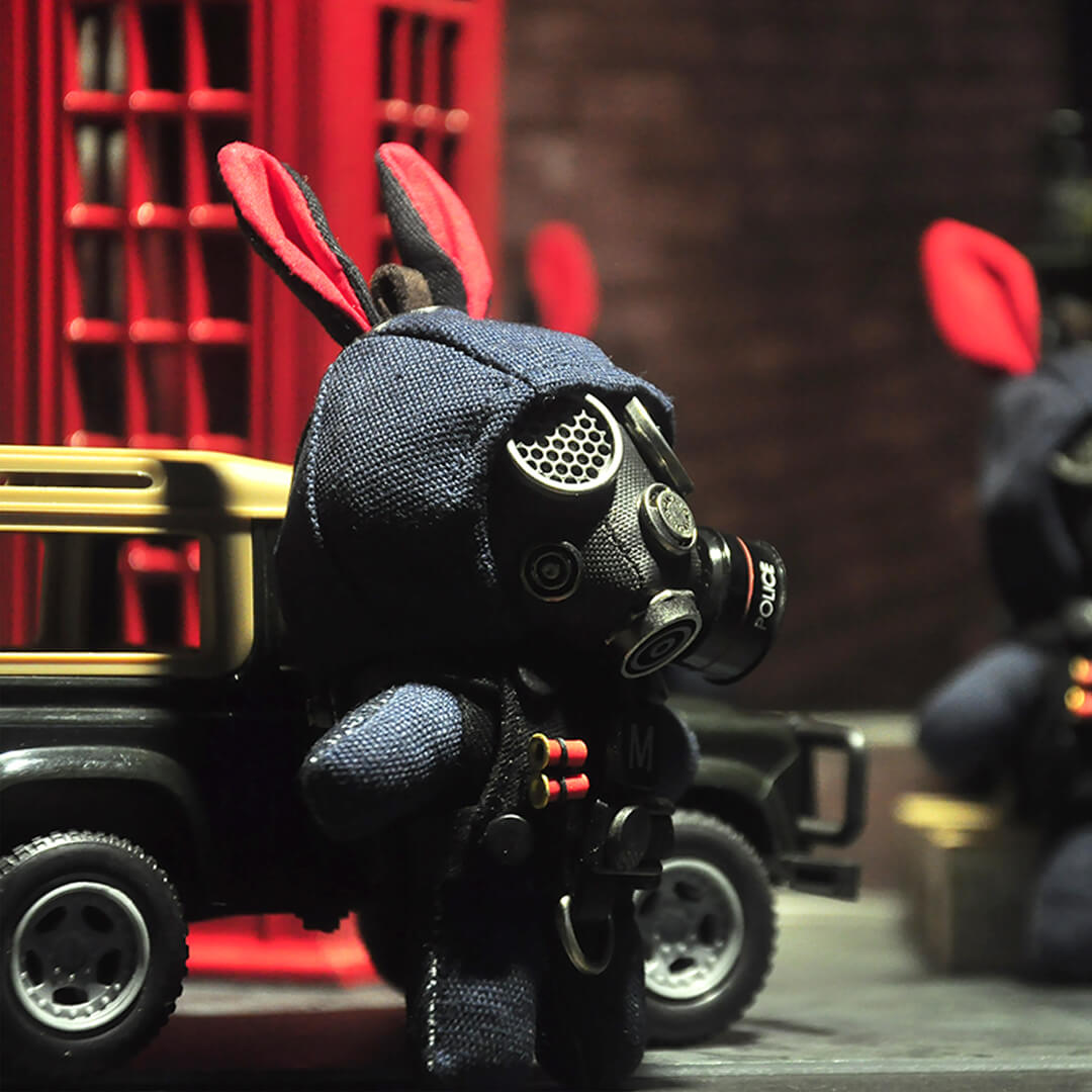 Military Uniform Rabbit Gas Mask Version Key Pendant – feajoy