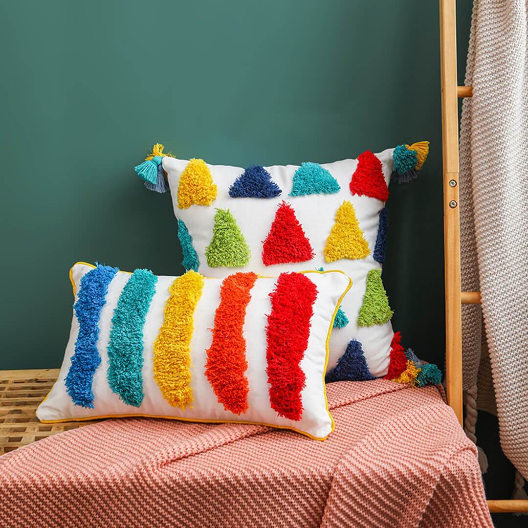 Housses de coussin capitonnées à pampilles marocaines
