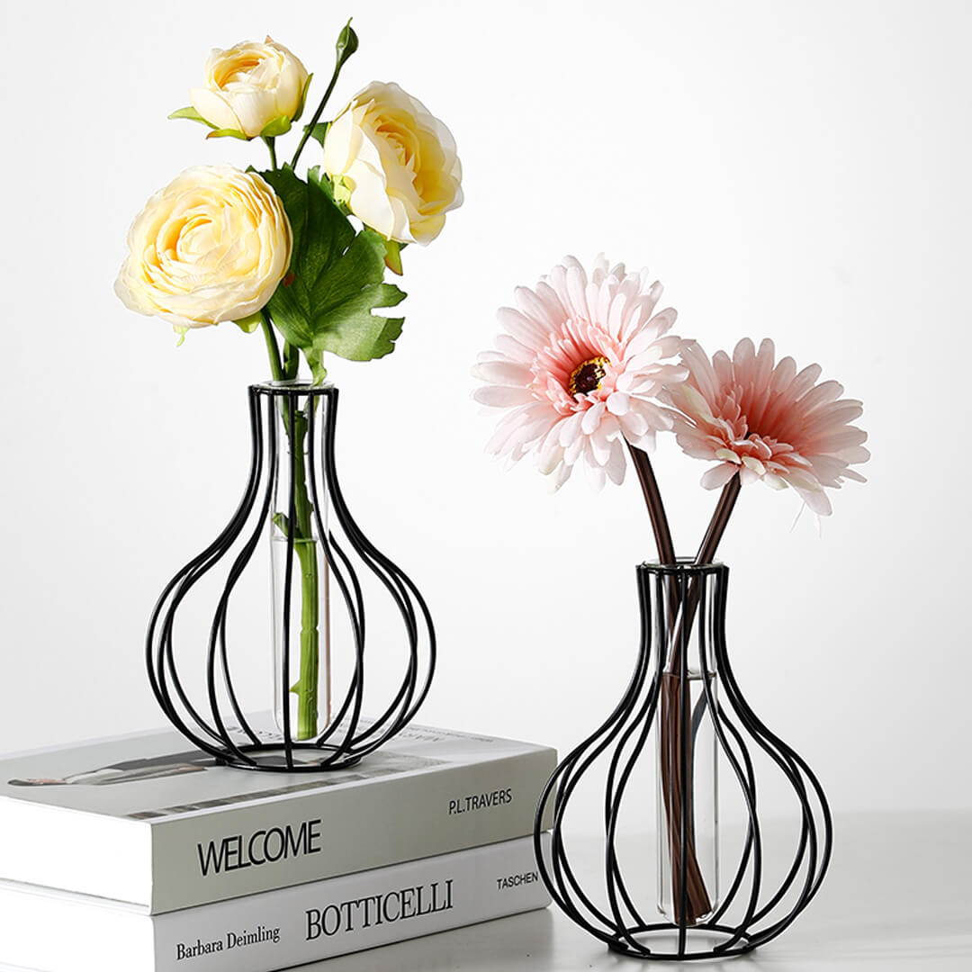 Metal Wire Decorative Glass Tube Vase