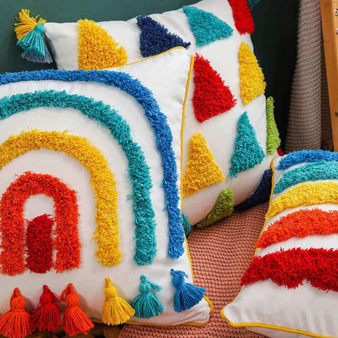 Housses de coussin capitonnées à pampilles marocaines